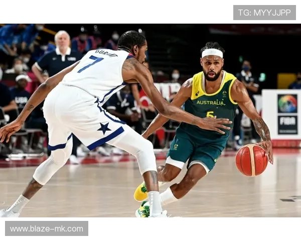 Son在欧冠赛场闪耀时刻，领衔球队逆转晋级四强