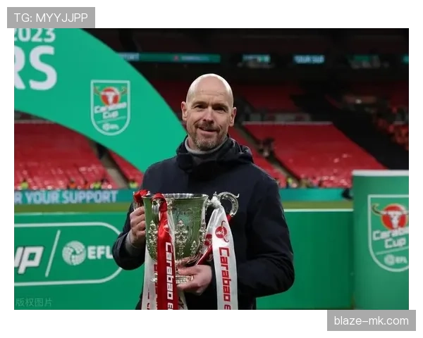 滕哈赫改造中锋战术引关注，球队进攻效率显著提升