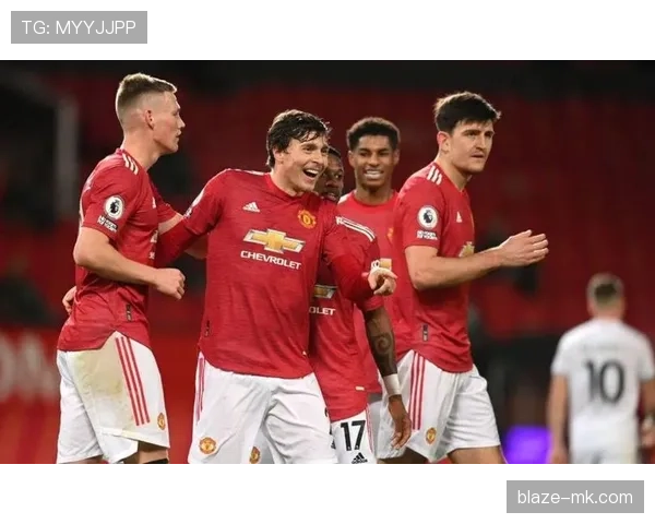 克雷斯韦尔关键表现助西汉姆联士气高涨，迎战曼联在即