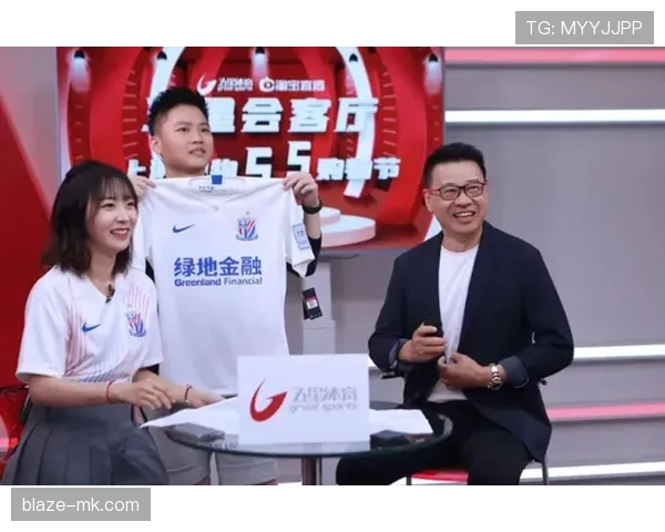 劳塔罗·马丁内斯社交媒体影响力飙升，场外魅力引领新潮流