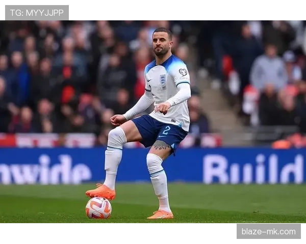 凯尔·沃克：从速度型边卫到防守核心的角色跃迁解析