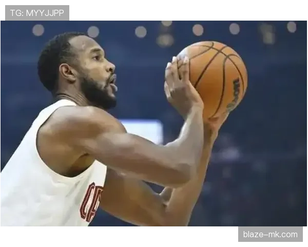 埃文·莫布里挡拆助攻增多 拉开内线威胁稳定球队攻防